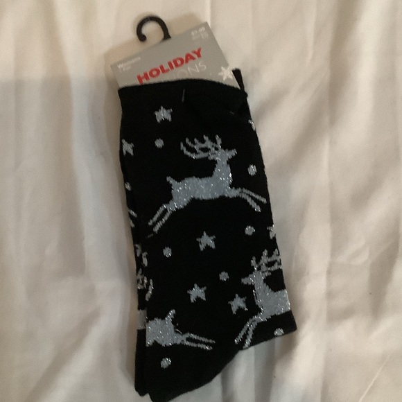 5 pair Christmas Socks - Picture 7 of 7